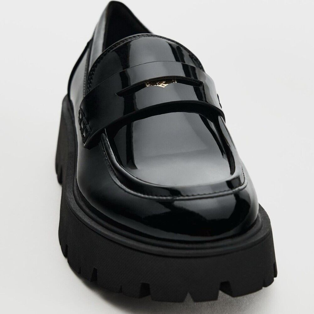 Zara Women's Treaded Sole Loafers Black Patent Leather Shoe Size US 8